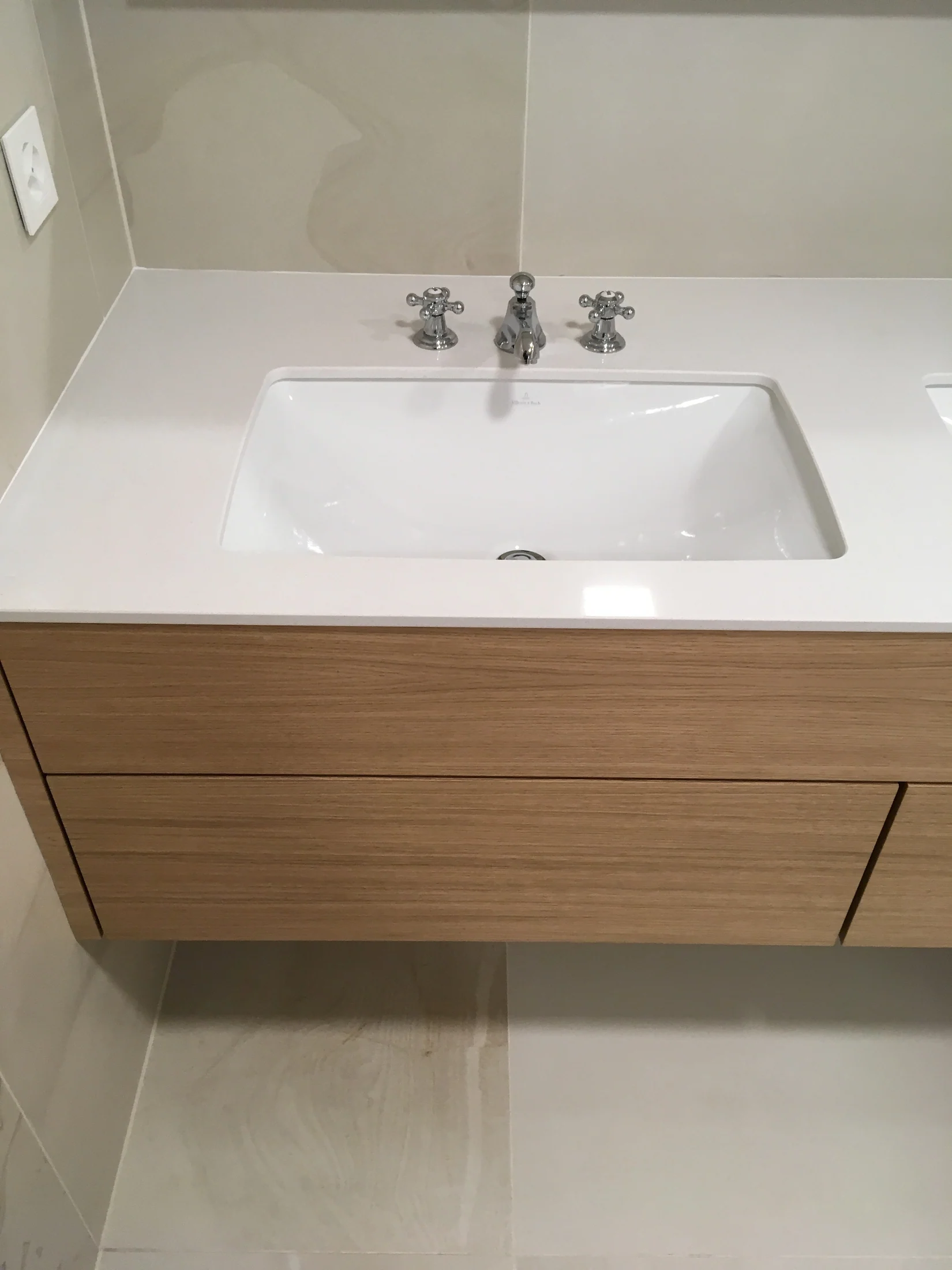 Une double vasque — réalisation de l’Atelier des Rocailles