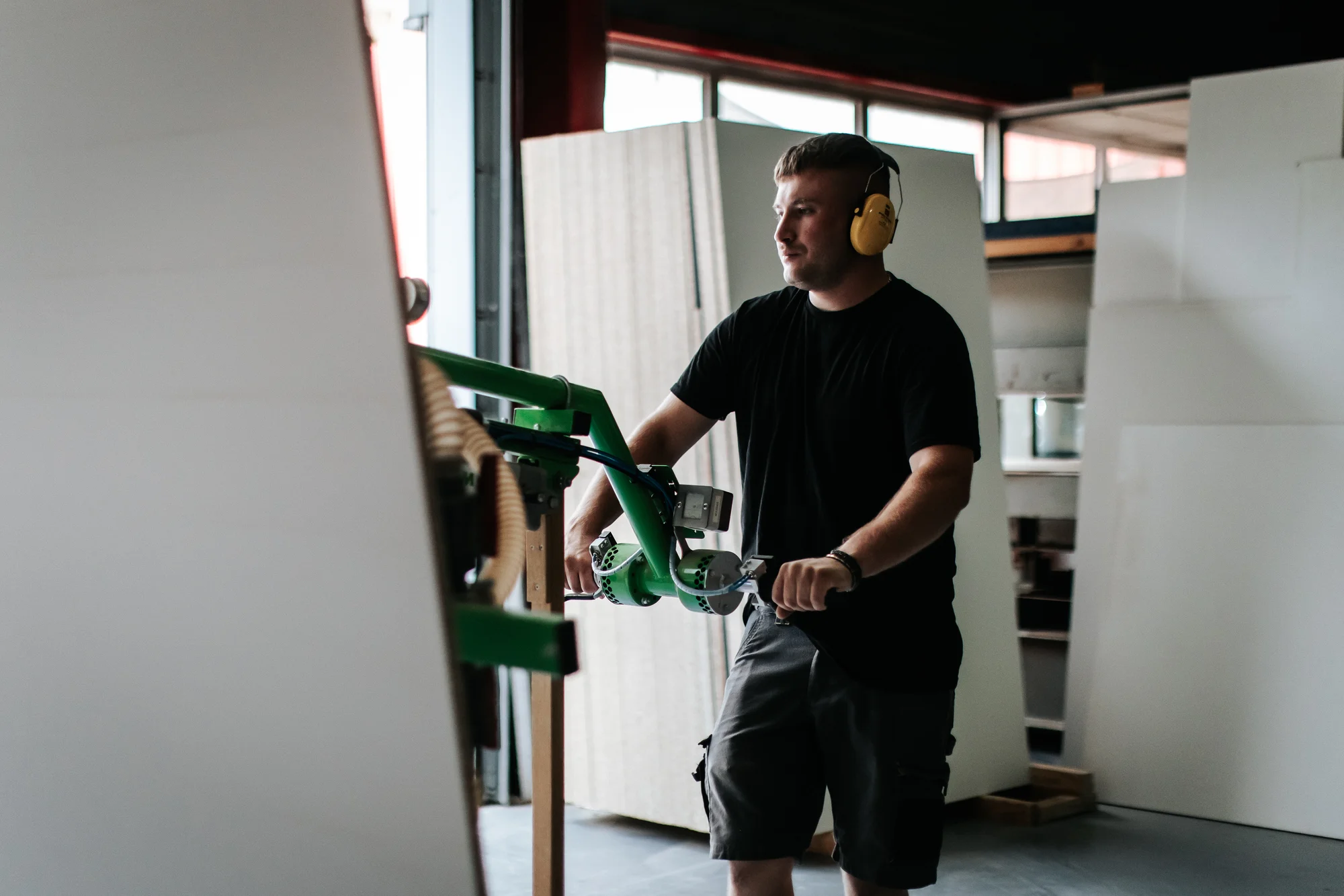 L’atelier et l’équipe — réalisation de l’Atelier des Rocailles