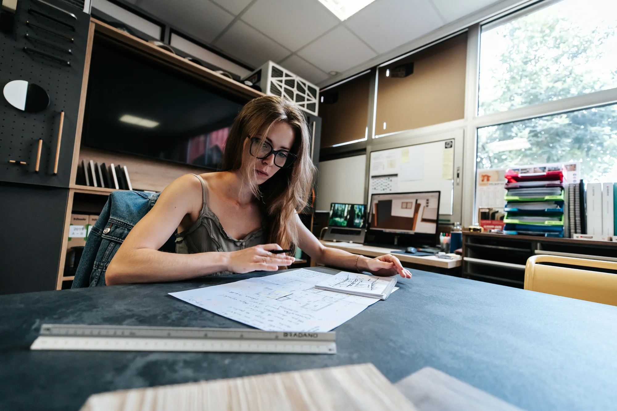 L’atelier et l’équipe — réalisation de l’Atelier des Rocailles