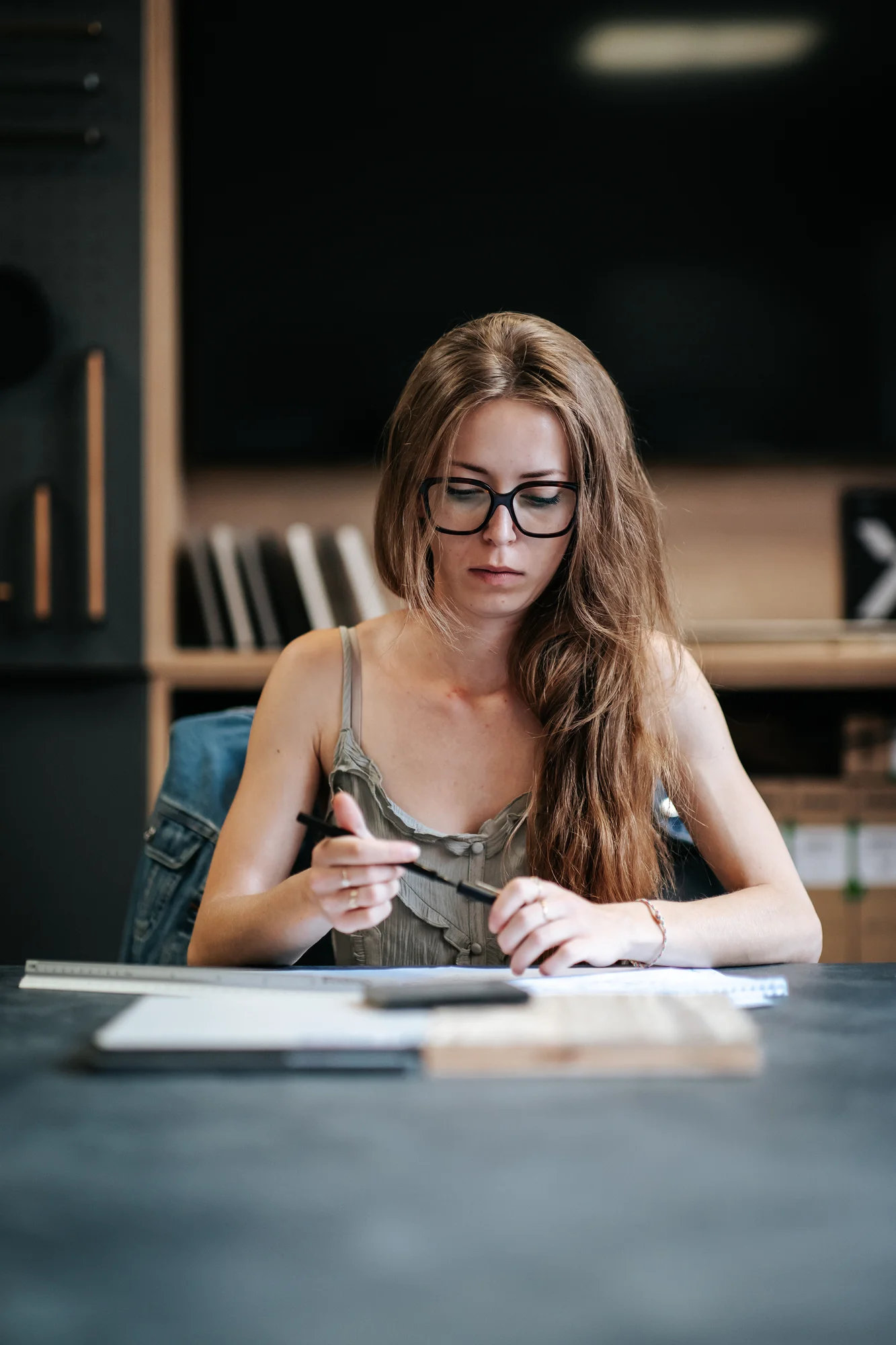L’atelier et l’équipe — réalisation de l’Atelier des Rocailles
