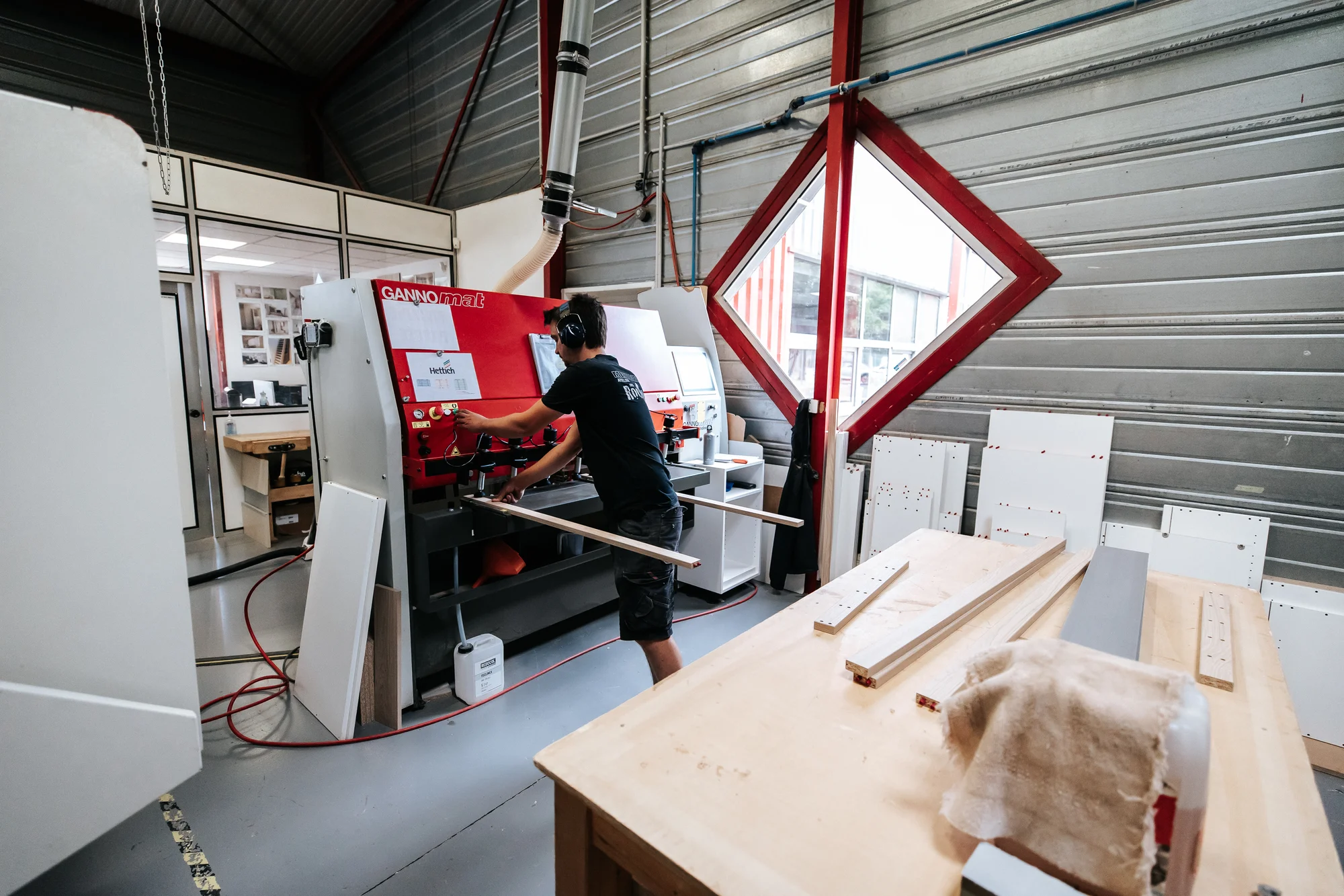 L’atelier et l’équipe — réalisation de l’Atelier des Rocailles