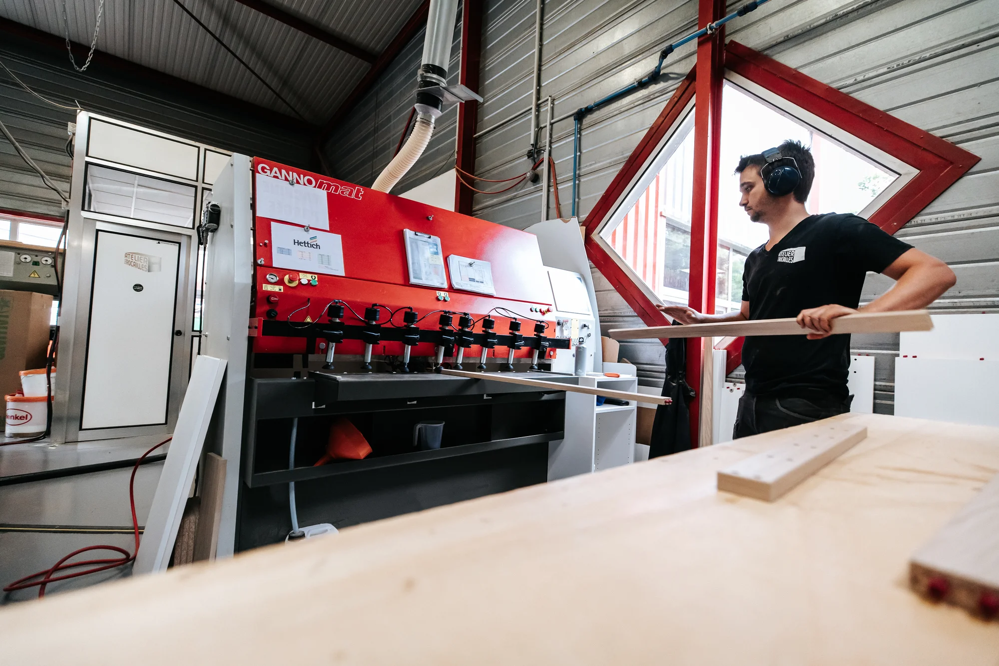 L’atelier et l’équipe — réalisation de l’Atelier des Rocailles