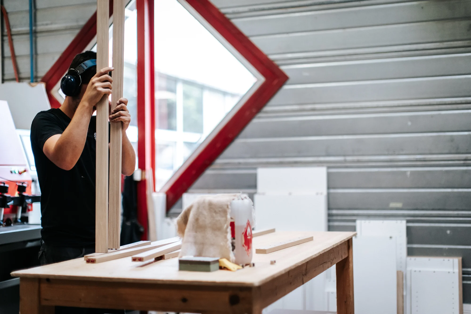 L’atelier et l’équipe — réalisation de l’Atelier des Rocailles