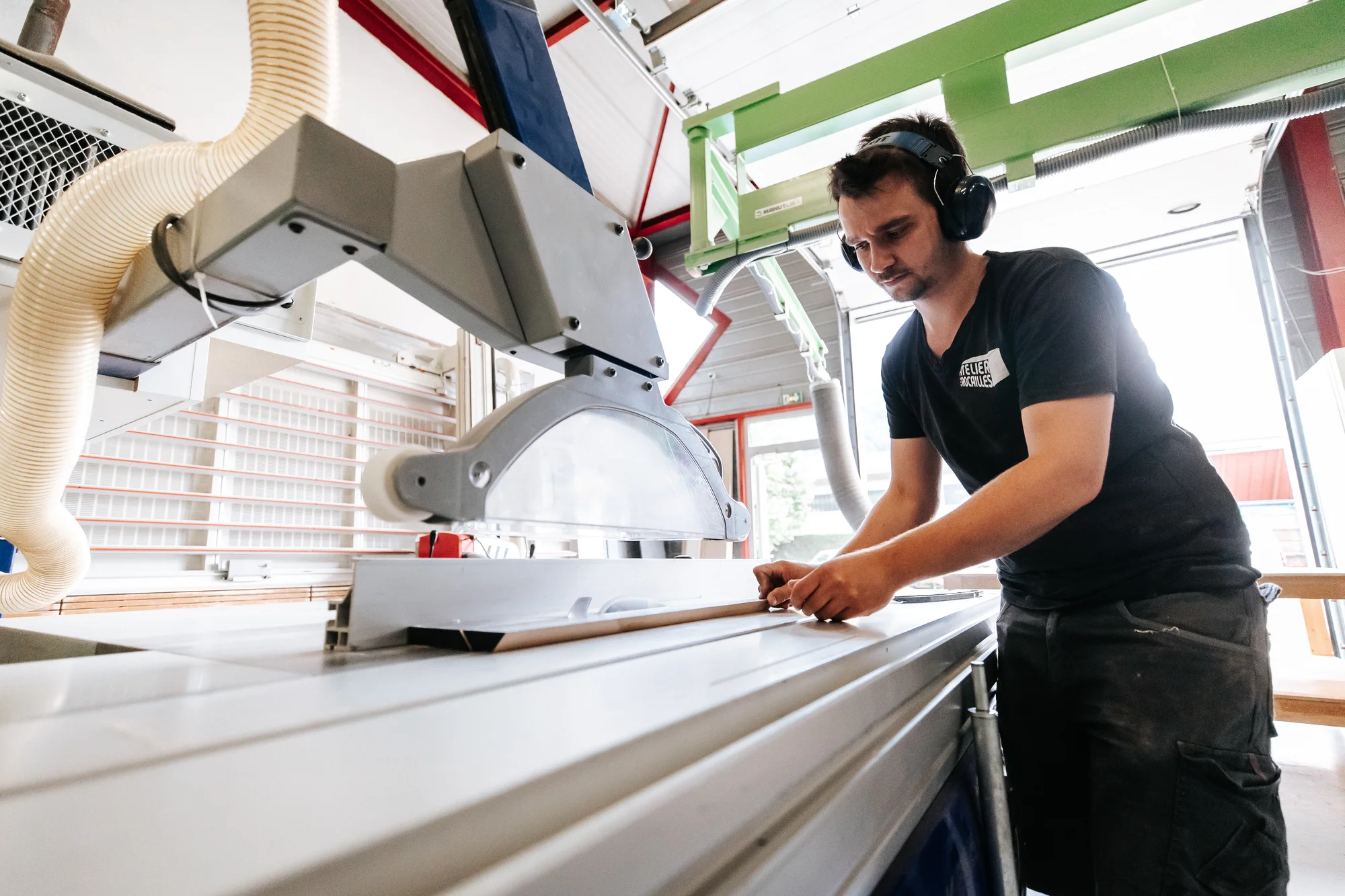 L’atelier et l’équipe — réalisation de l’Atelier des Rocailles