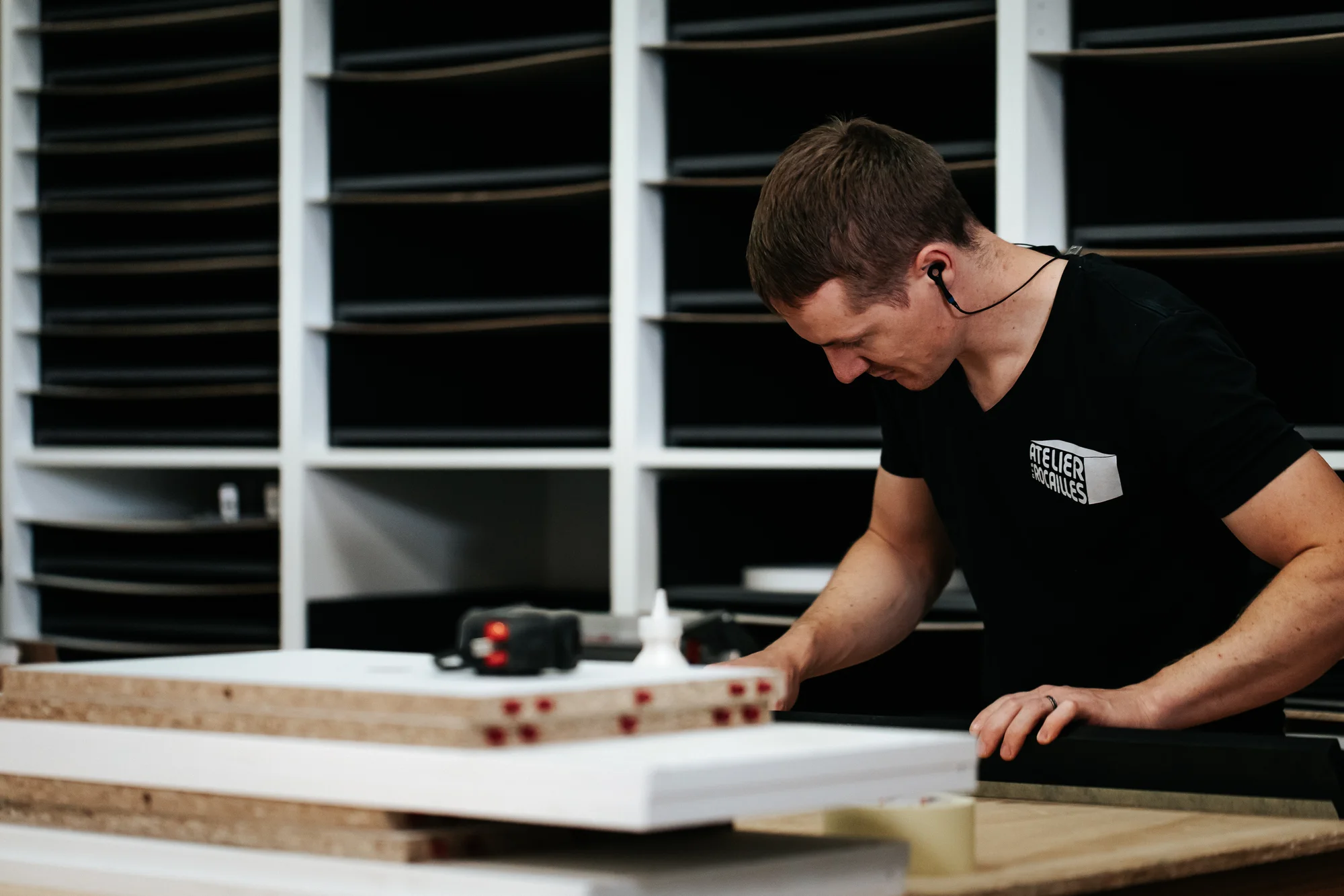 L’atelier et l’équipe — réalisation de l’Atelier des Rocailles