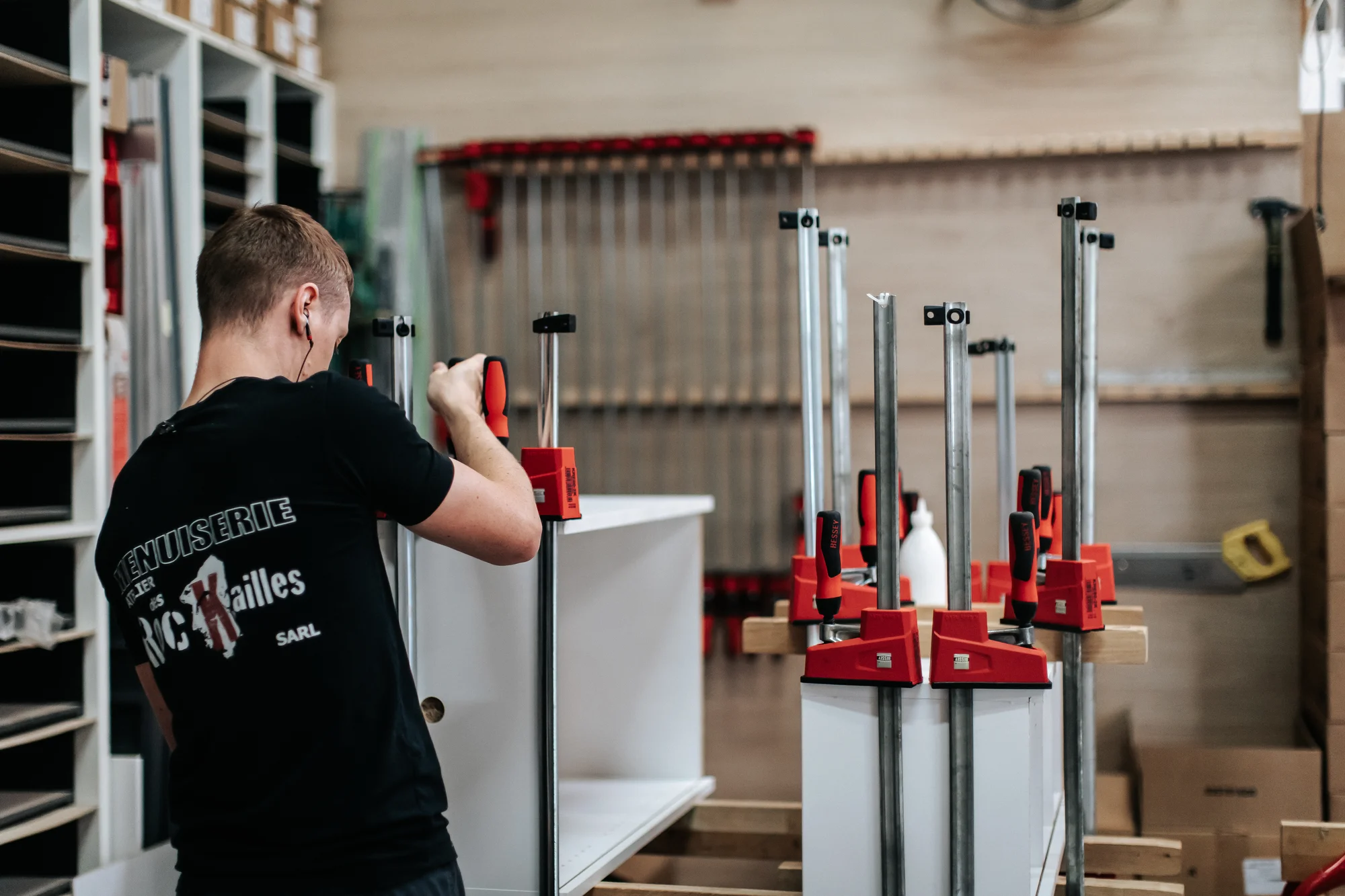 L’atelier et l’équipe — réalisation de l’Atelier des Rocailles