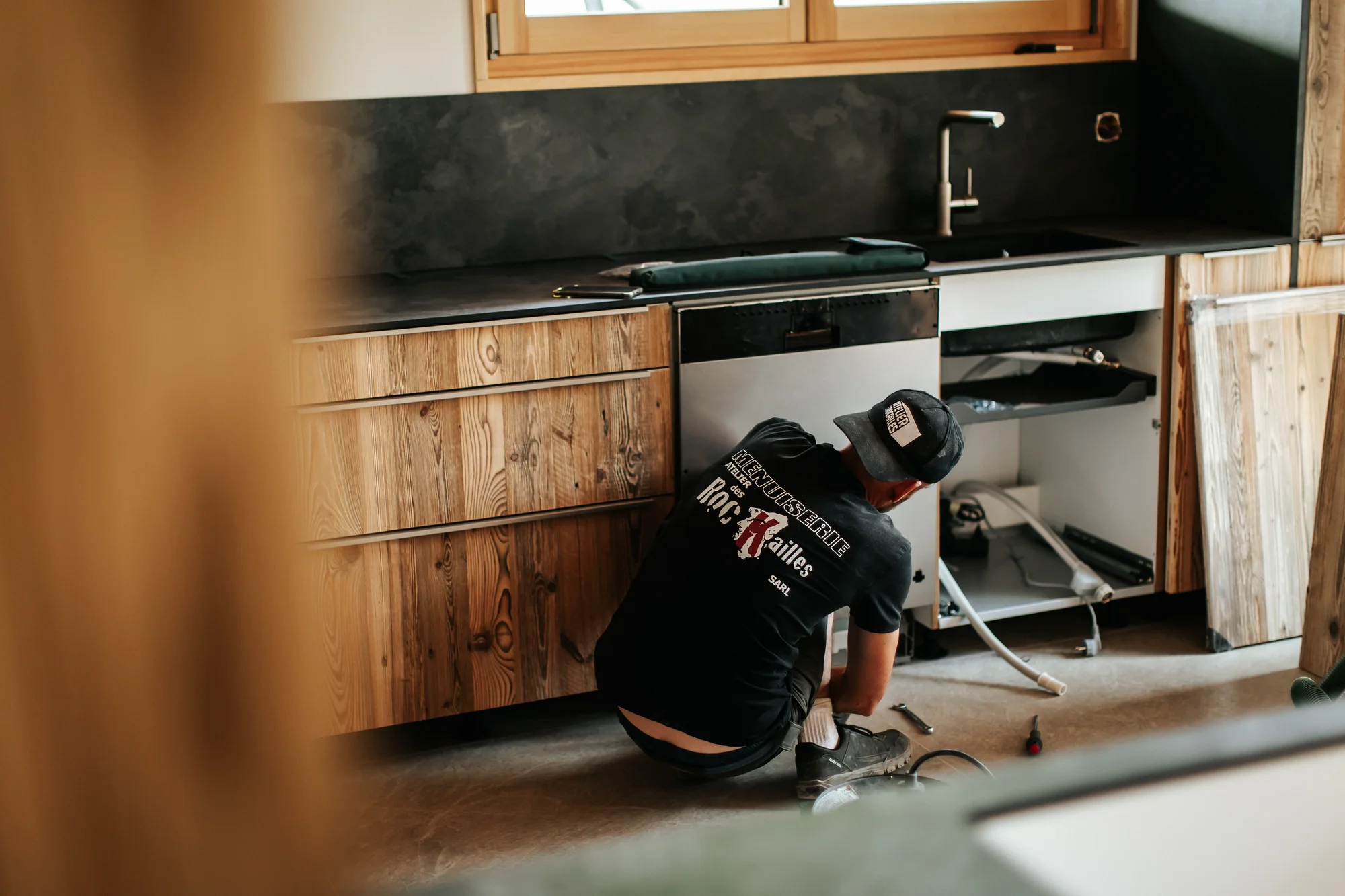 L’atelier et l’équipe — réalisation de l’Atelier des Rocailles