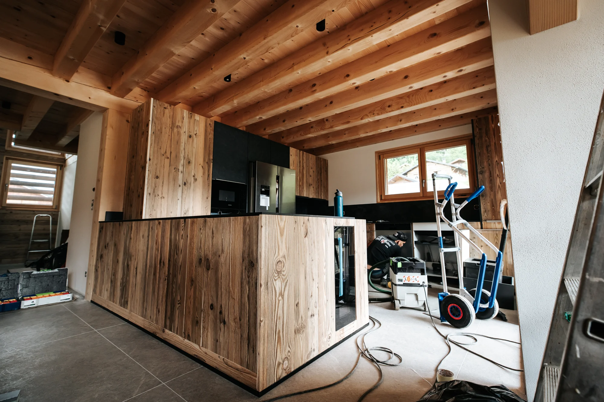 L’atelier et l’équipe — réalisation de l’Atelier des Rocailles