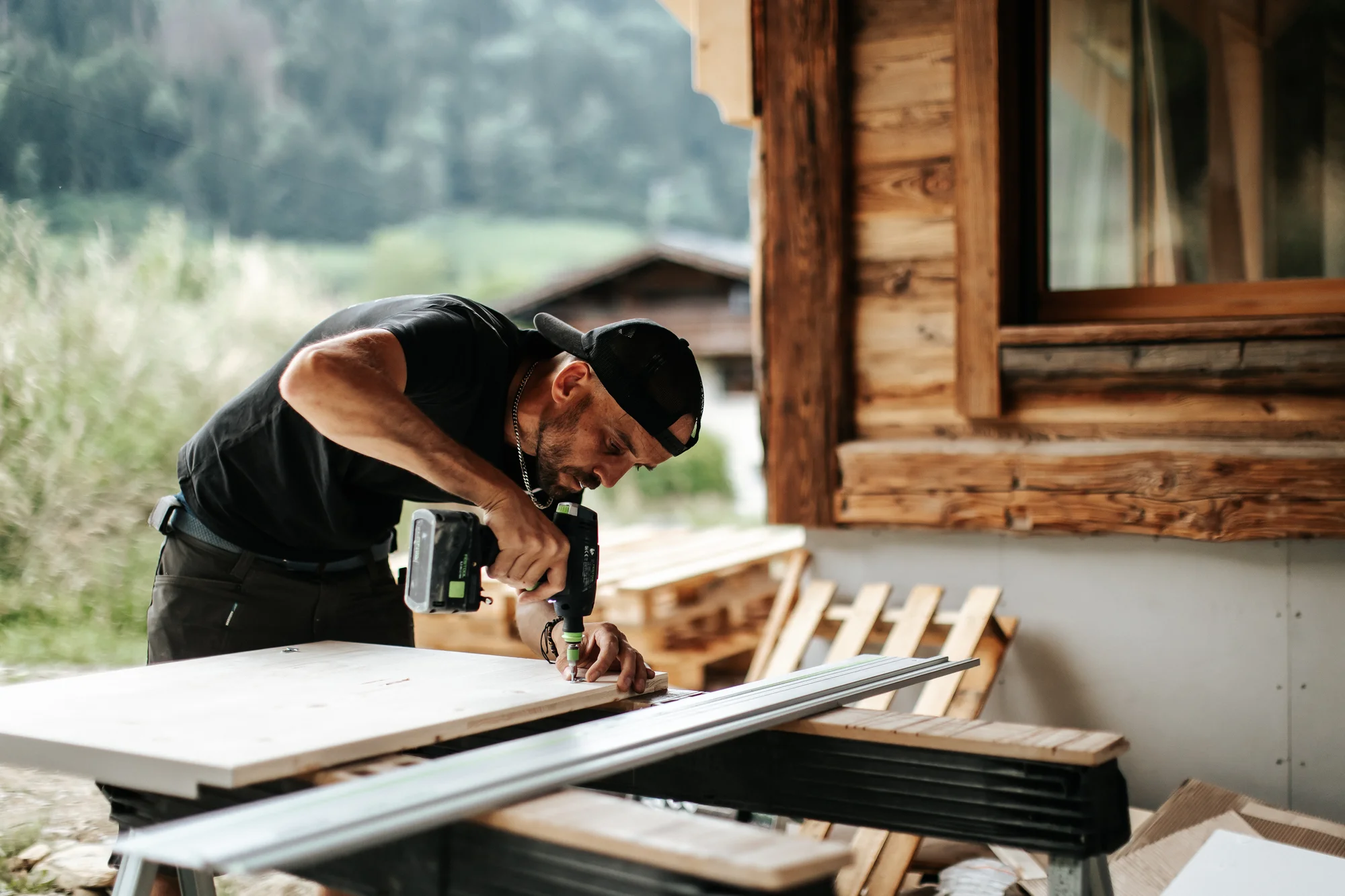 L’atelier et l’équipe — réalisation de l’Atelier des Rocailles